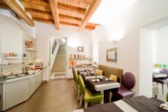 Trevi Palace Luxury Inn | Rome | Photos 9