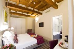 Trevi Palace Luxury Inn | Rome | Deluxe Room