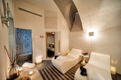 Trevi Palace Luxury Inn | Rome | Photos 1